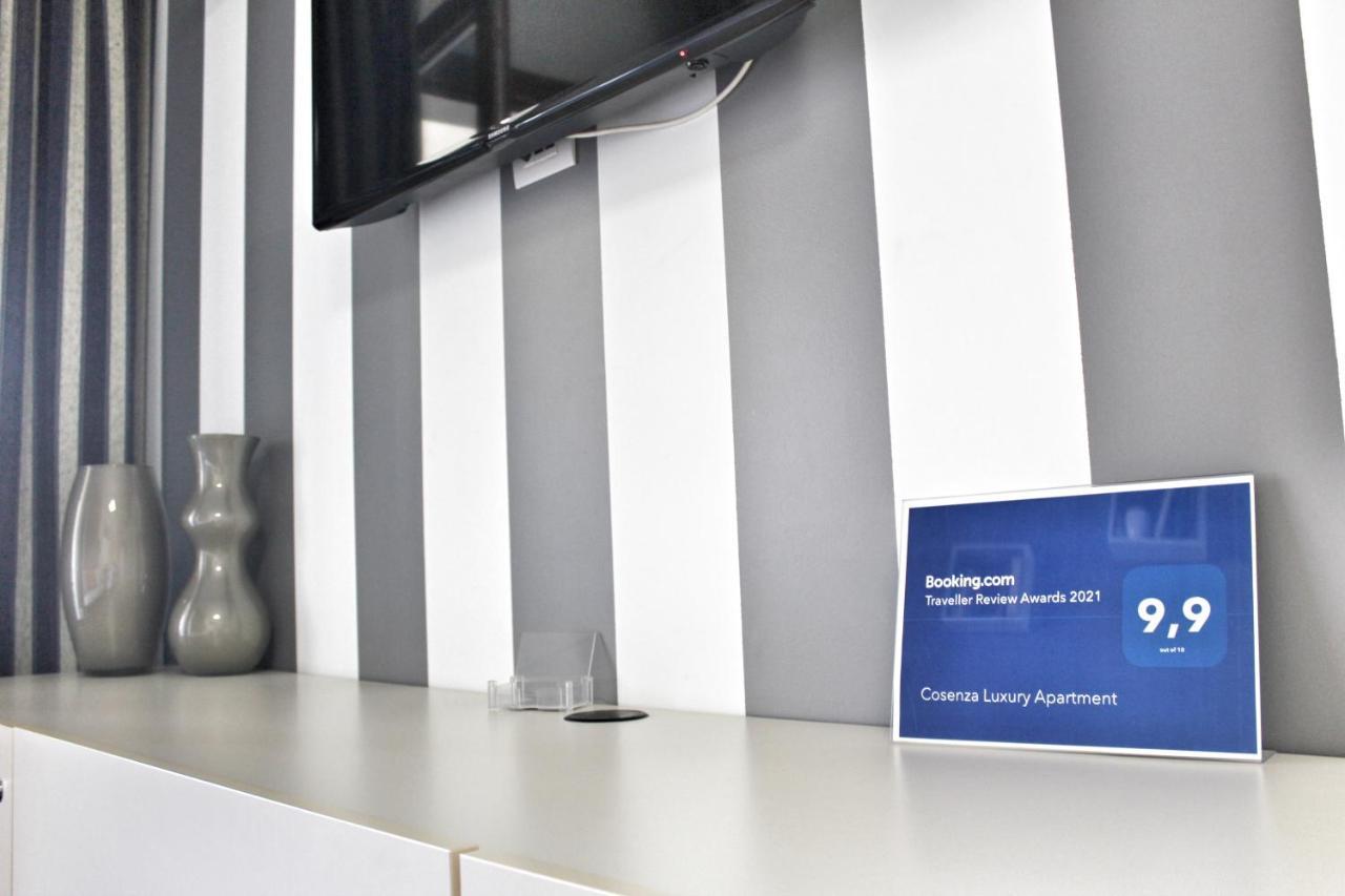 Cosenza Luxury Apartment Buitenkant foto